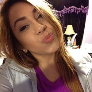 Meet your Posher, Brenda